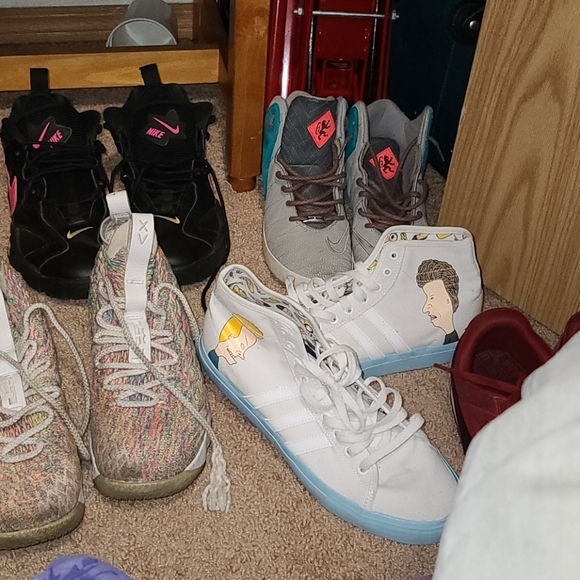 Used kicks (name your price) - Picture 3 of 3